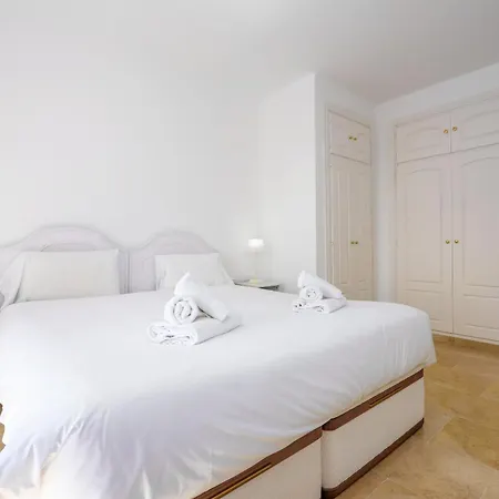 Apartment Marina Duquesa 2431